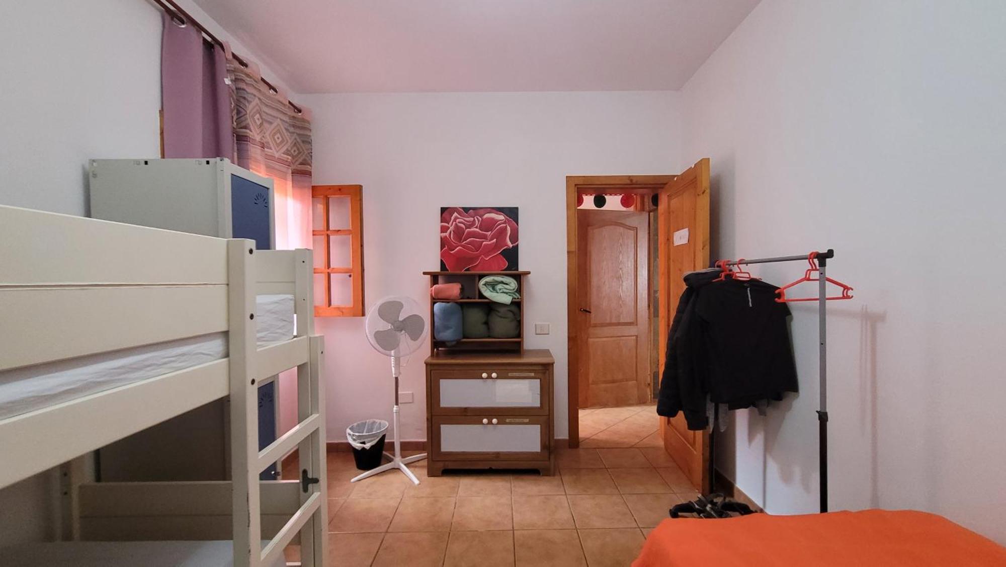 Eden Guesthouse Sardina Habitación foto